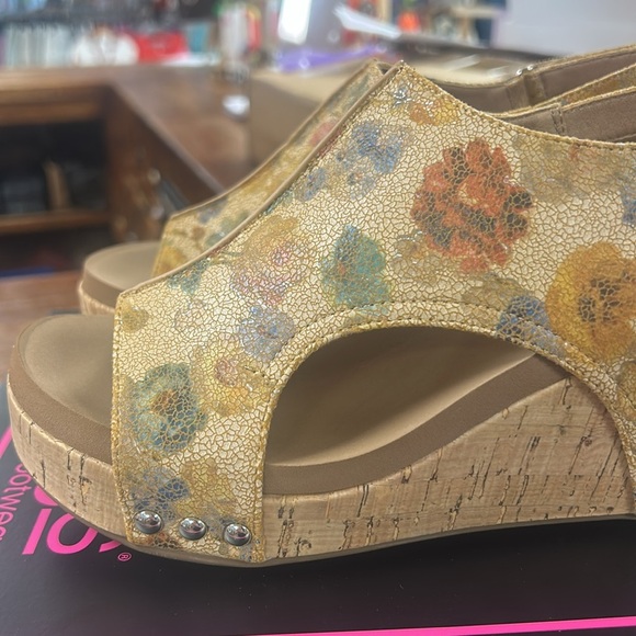Camel Washed Flower Carley Wedge - Corkys - Picture 5 of 5